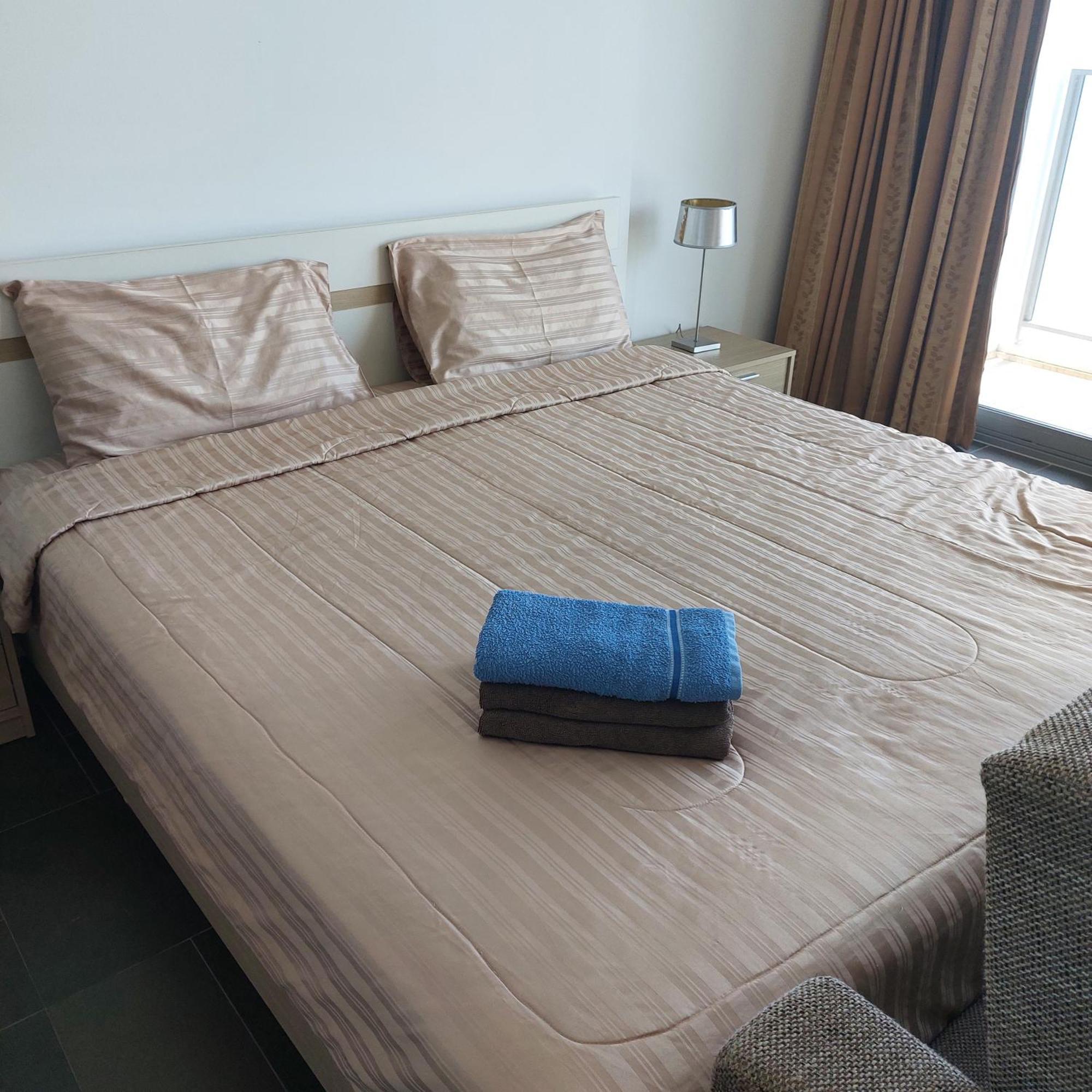 Sea View Apartment In 파타야 외부 사진