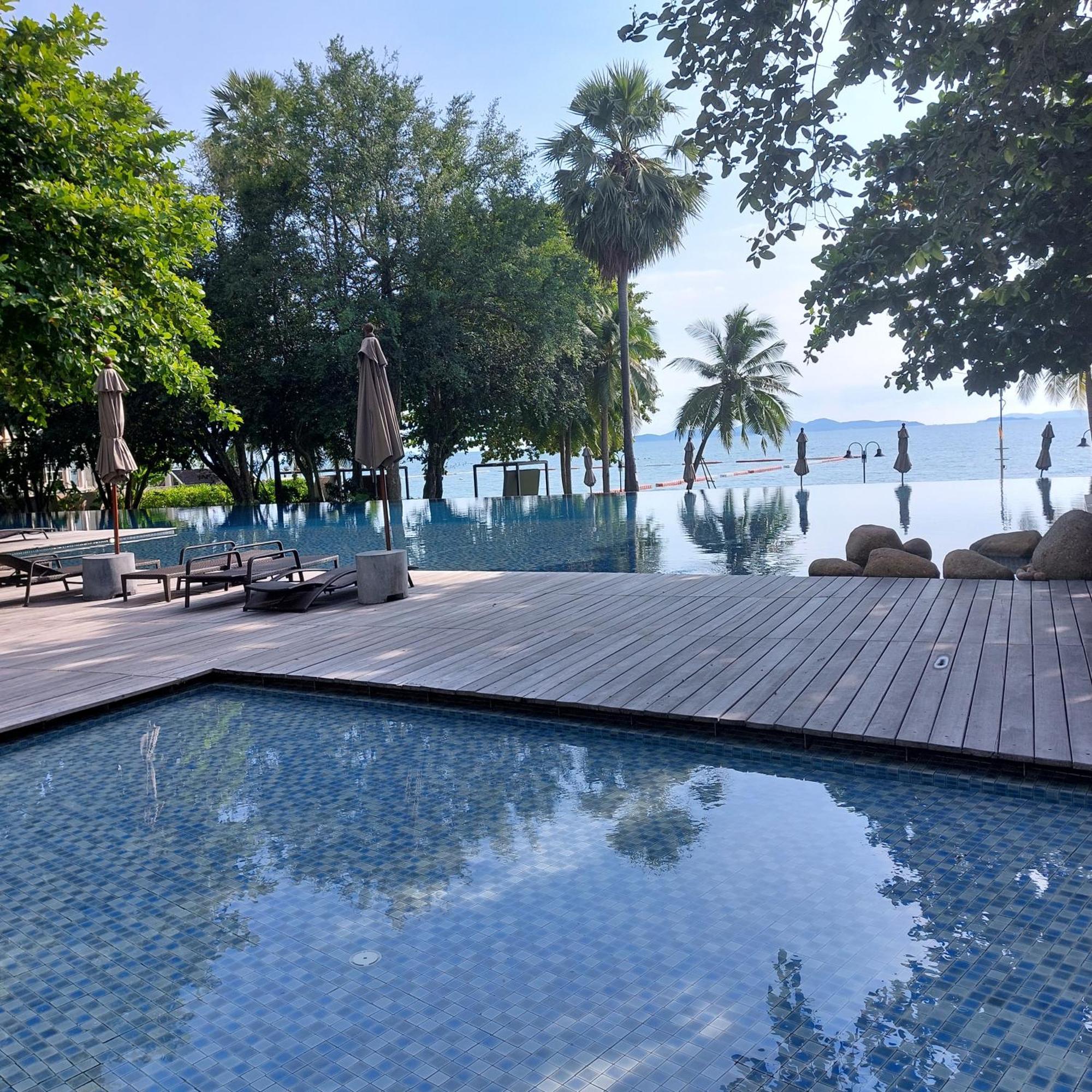 Sea View Apartment In 파타야 외부 사진
