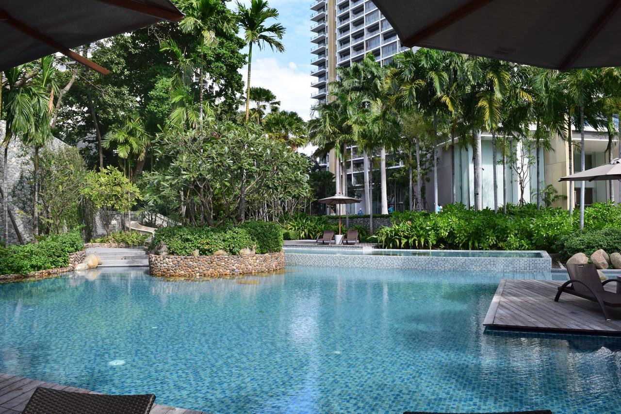 Sea View Apartment In 파타야 외부 사진